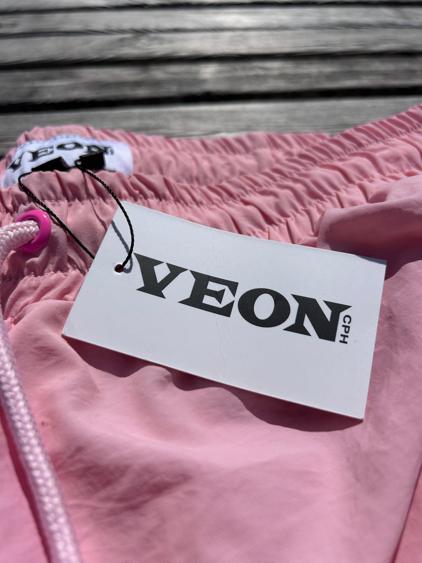 VEON 270out swim shorts pink